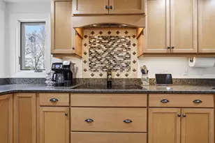 67 Forest St, Londonderry, NH 03053 - Photo 15