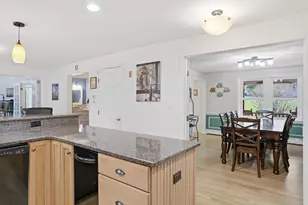 67 Forest St, Londonderry, NH 03053 - Photo 21