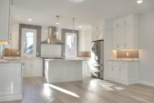 25 Indian Rock Rd, Bedford, NH 03110 - Photo 7
