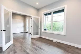 25 Indian Rock Rd, Bedford, NH 03110 - Photo 19