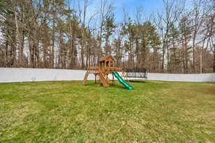 5 Bedros St, Windham, NH 03087 - Photo 23