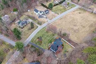 5 Bedros St, Windham, NH 03087 - Photo 31