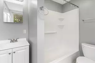 28 Butler St, Hillsboro, NH 03244 - Photo 23
