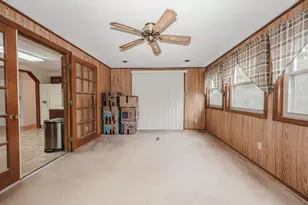 37 Country Club Ln, Merrimack, NH 03054 - Photo 15
