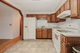 37 Country Club Ln, Merrimack, NH 03054 - Photo 9