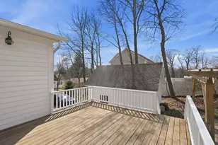 198 Linden St, Manchester, NH 03104 - Photo 11