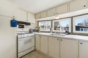 519 Canterbury Dr, Exeter, NH 03833 - Photo 11