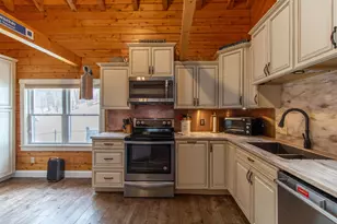 228 Juniper Ln, Lyndon, VT 05851 - Photo 9