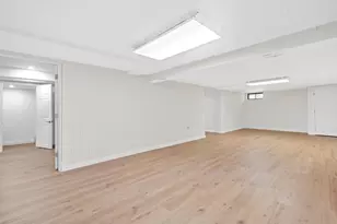 734 W Hollis St, Nashua, NH 03062 - Photo 33