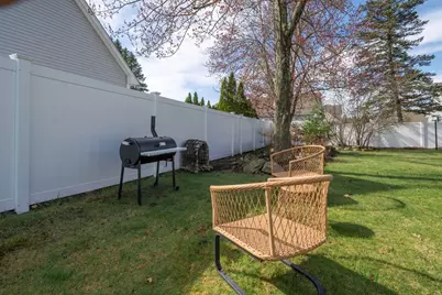 734 W Hollis Street, Nashua, NH 03062 - Photo 41