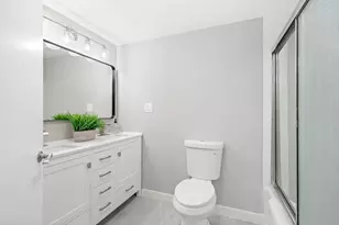 734 W Hollis St, Nashua, NH 03062 - Photo 15