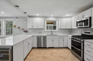 20 French Ct, Merrimack, NH 03054 - Photo 5