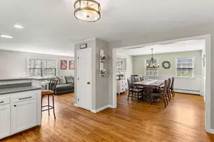 11 Fairway Dr, Amherst, NH 03031 - Photo 11