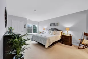 65 Hawthorne Dr, Bedford, NH 03110 - Photo 13