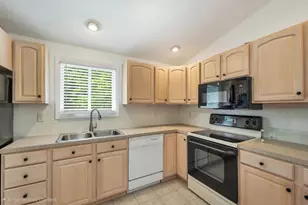 14 Garvin Rd, Derry, NH 03038 - Photo 29