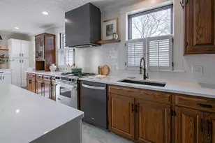 18 Manchester St, Nashua, NH 03064 - Photo 7