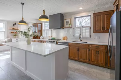 18 Manchester Street, Nashua, NH 03064 - Photo 3