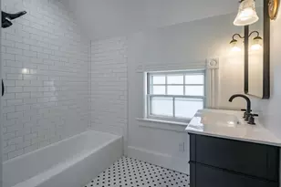 18 Manchester St, Nashua, NH 03064 - Photo 29