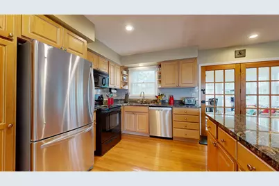 338 Collamer Circle, Shelburne, VT 05482 - Photo 9
