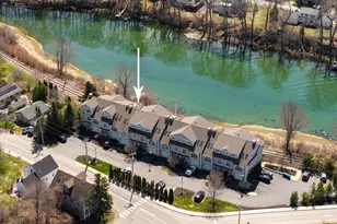 19 Bridge St, Kittery, ME 03904 - Photo 5