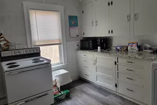758 Glen Ave, Berlin, NH 03570 - Photo 23