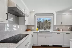 5 Nutfield Dr, Londonderry, NH 03053 - Photo 13