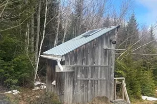 639 Pinnicle Rd, Newark, VT 05871 - Photo 29