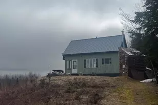 639 Pinnicle Rd, Newark, VT 05871 - Photo 5