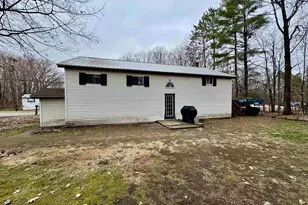31 Forest St, Haverhill, NH 03785 - Photo 3