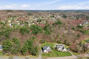 26 Flintlock Rd, Salem, NH 03079 - Photo 9
