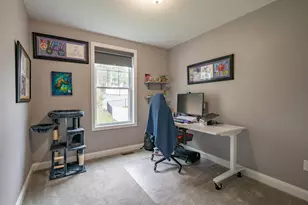 15 Schwinn Dr, Nashua, NH 03062 - Photo 9