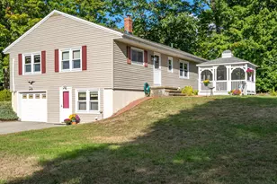 18 Center Cir, Plaistow, NH 03865 - Photo 33