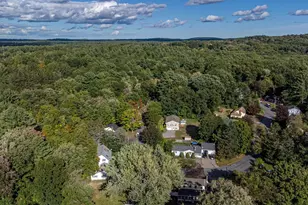 18 Center Cir, Plaistow, NH 03865 - Photo 37