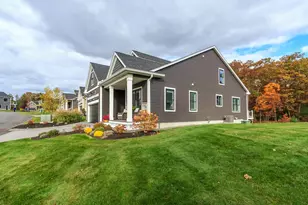 2 Del Ray Dr, Windham, NH 03087 - Photo 3