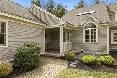 25 Peninsula Drive #25, Stratham, NH 03885 - Photo 3