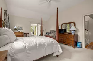 25 Peninsula Dr, Stratham, NH 03885 - Photo 19