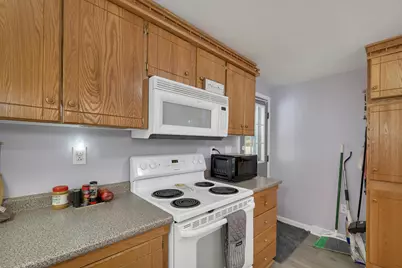 6 Centerwood Drive, Concord, NH 03301 - Photo 9