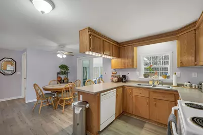 6 Centerwood Drive, Concord, NH 03301 - Photo 11