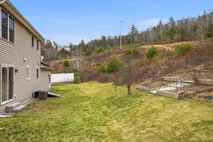 18 Richfield Wy, Wilton, NH 03086 - Photo 9