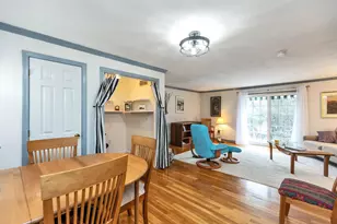 7 Governor Square, Peterborough, NH 03458 - Photo 9
