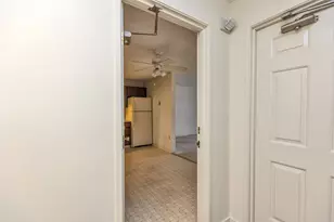 1 Northbrook Dr, Manchester, NH 03102 - Photo 21