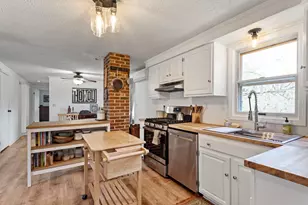 52 Sanborn Rd, East Kingston, NH 03827 - Photo 11