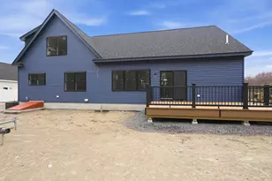 14 Stacey Ln, Chester, NH 03036 - Photo 3