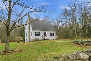 10 Upton Rd, Mont Vernon, NH 03057 - Photo 5
