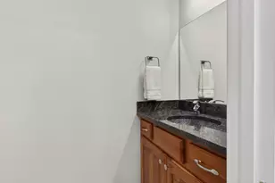 30 Charter St, Exeter, NH 03833 - Photo 13