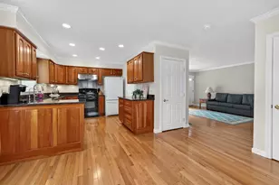 30 Charter St, Exeter, NH 03833 - Photo 7