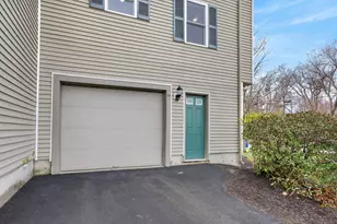 30 Charter St, Exeter, NH 03833 - Photo 35