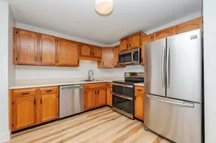 130 Endicott Street N, Laconia, NH 03246 - Photo 3