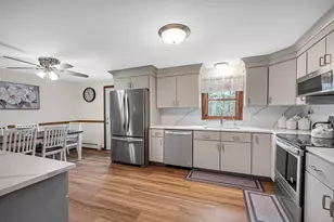 22 Depot Rd, Windham, NH 03087 - Photo 11