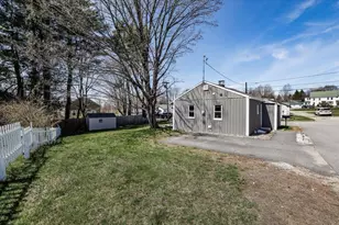 9 Hillcrest Ave, Pembroke, NH 03275 - Photo 5